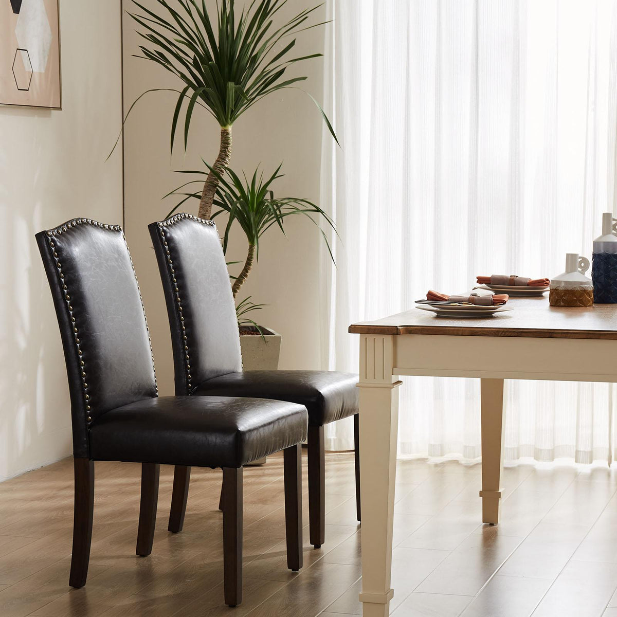Sala de estar, sillas de comedor tapizadas en cuero estilo Parsons con remaches y patas de madera (2 piezas)