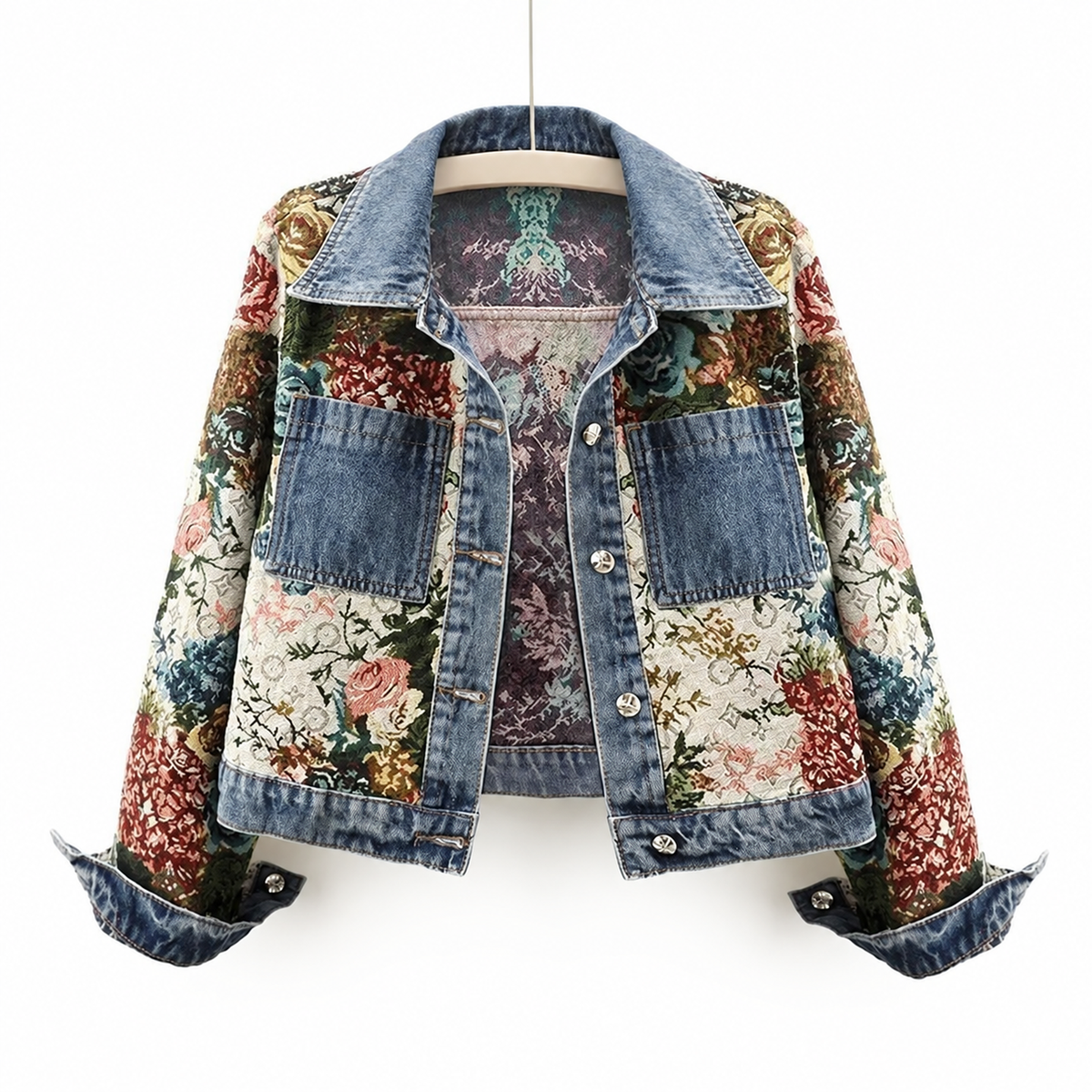 Chaqueta de mezclilla con diseño floral de parches