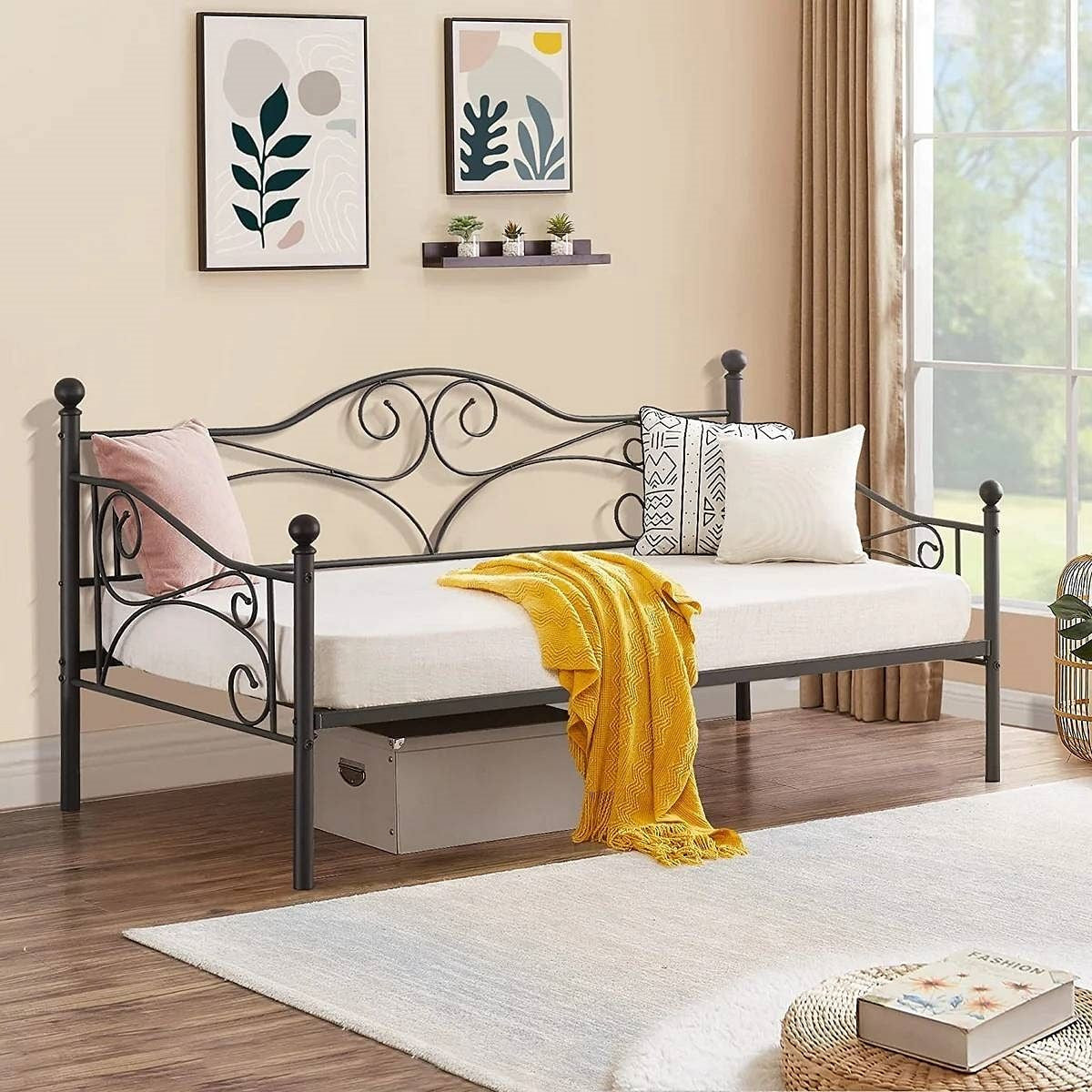 Twin size Classic Heavy Duty Steel Daybed Frame in Black Metal Finish